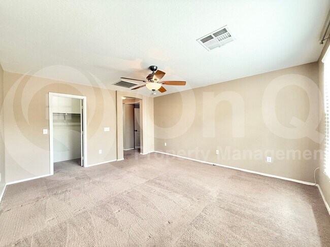 Building Photo - 17143 W Tara Ln