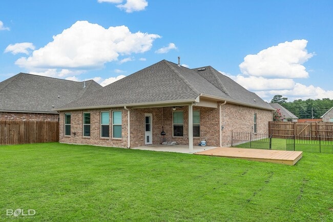 Building Photo - Check Out this 3 bed 2 bath in Shreveport