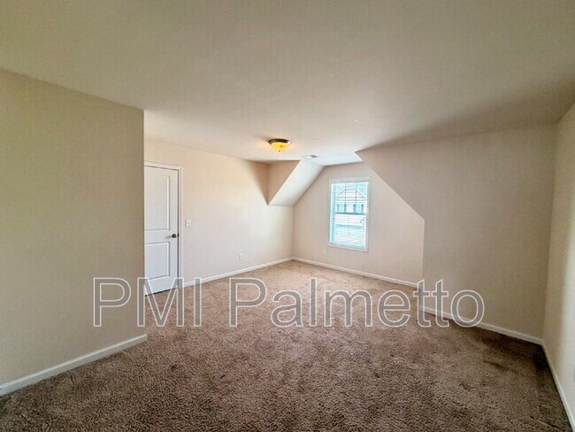 Building Photo - 141 Hay Meadow Ln