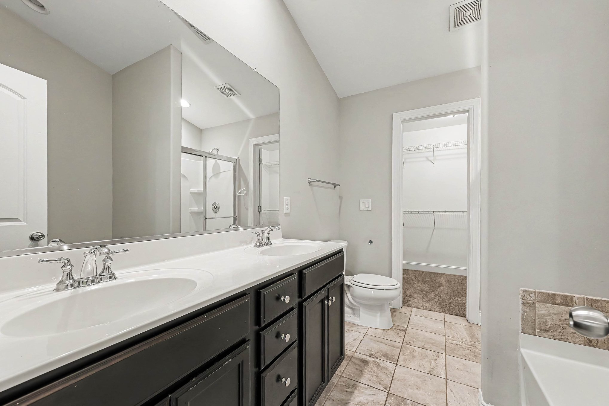 Building Photo - 846 Silver Leaf Dr