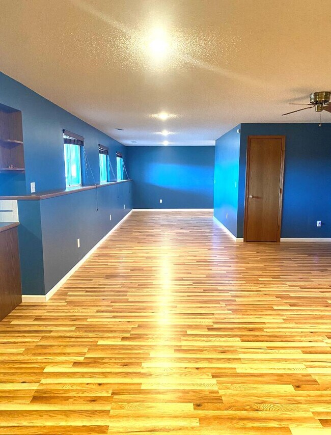 Building Photo - 4811 E Willow Point Ct