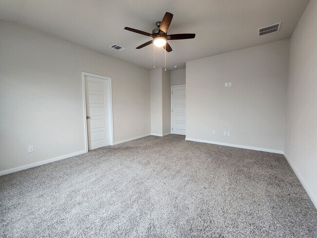 Building Photo - Large 4 Bedroom House in Meyers Landing / Fridge Included / Cute Front Porch / Yard/ CISD