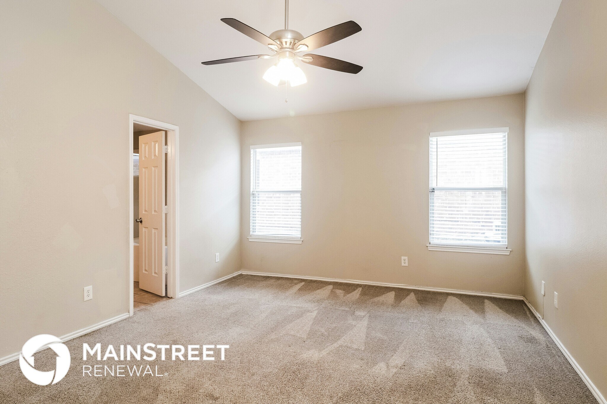 Building Photo - 1229 Spring Water Dr