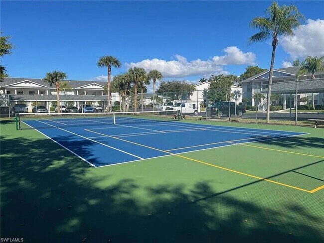 Building Photo - Stunning 2BR Condo in Naples - Lease for three (3) to 12 month.