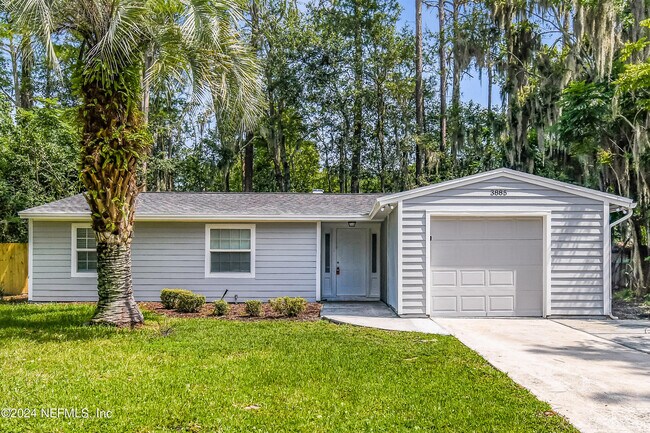 Primary Photo - 3885 Mandarin Woods Dr N