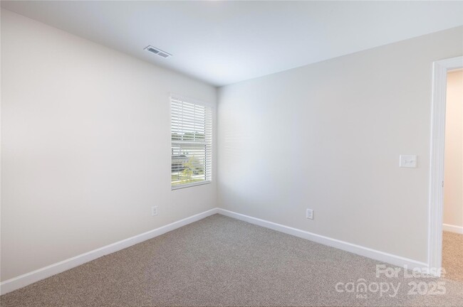 Building Photo - 2117 Morgan Hls Dr