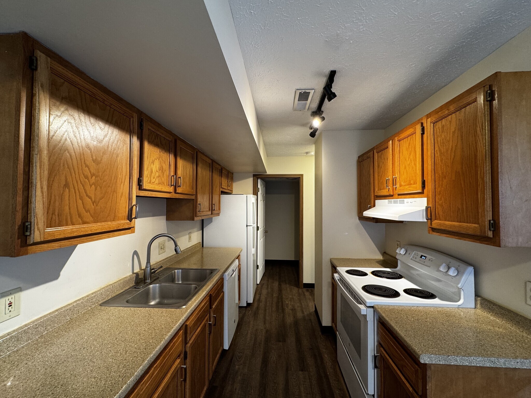 Building Photo - 3632 Harris Ave NW