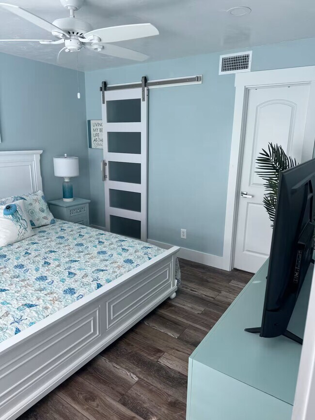 Building Photo - 3837 Sandstone Ct