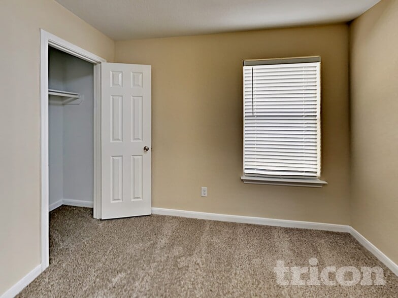 Building Photo - 5746 Butch Canyon