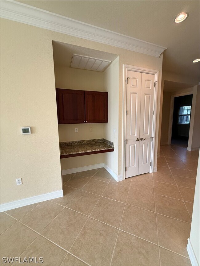 Building Photo - 7168 Lemuria Cir