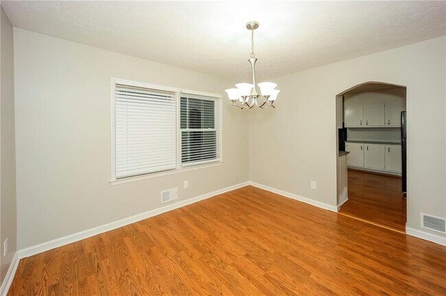 Building Photo - 6712 Collier Way