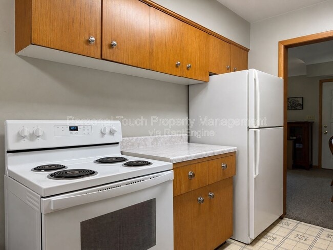 Building Photo - 2311 7th St S