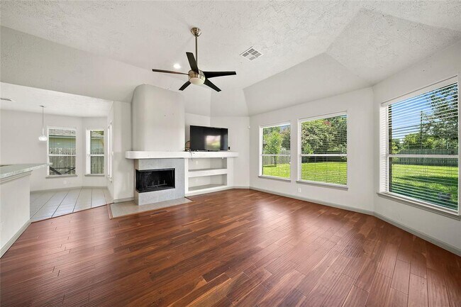 Building Photo - 14807 Swift River Ln