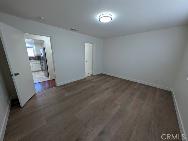 Building Photo - 845 W Olive Ave