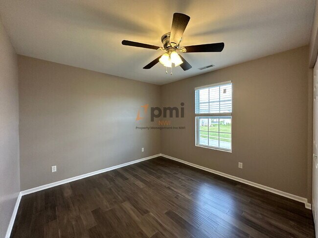 Building Photo - 1864 Westridge Dr
