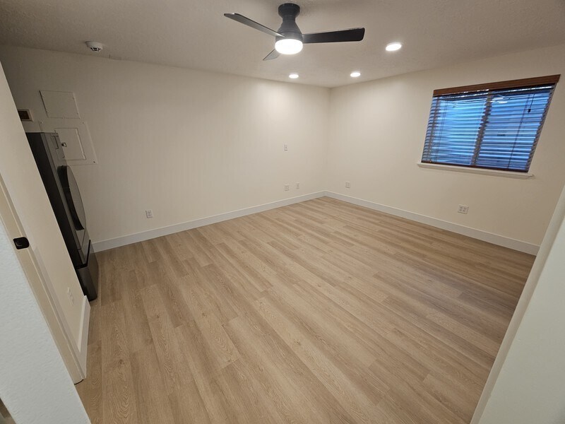 Building Photo - 9522 S Tarbert Cir