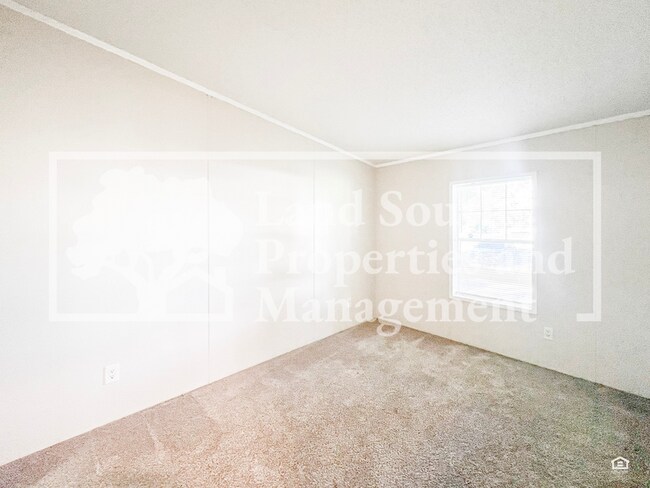 Building Photo - 5638 Cherry Tree Dr