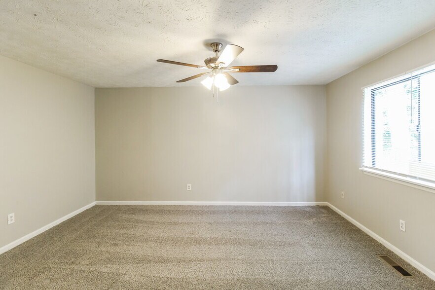 Building Photo - 5292 Kinsdale Ln