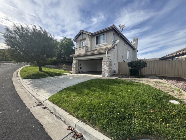 Building Photo - 26438 Honor Ln