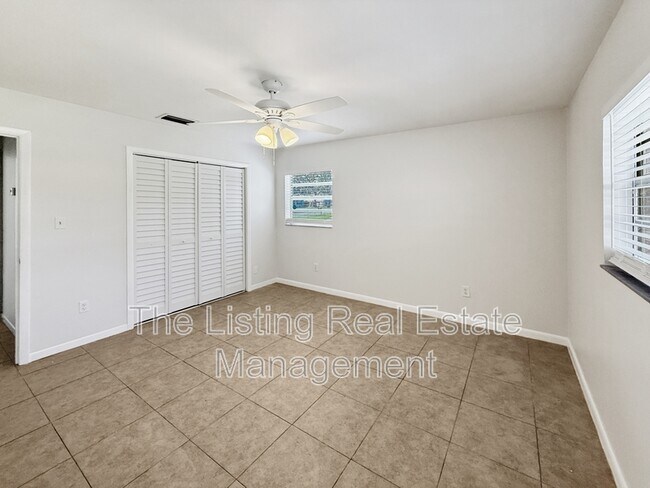 Building Photo - 6805 Mathers Ln