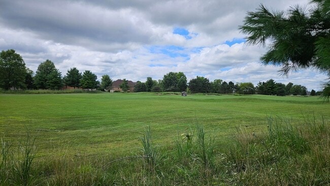 Building Photo - 801 Veterans Ln