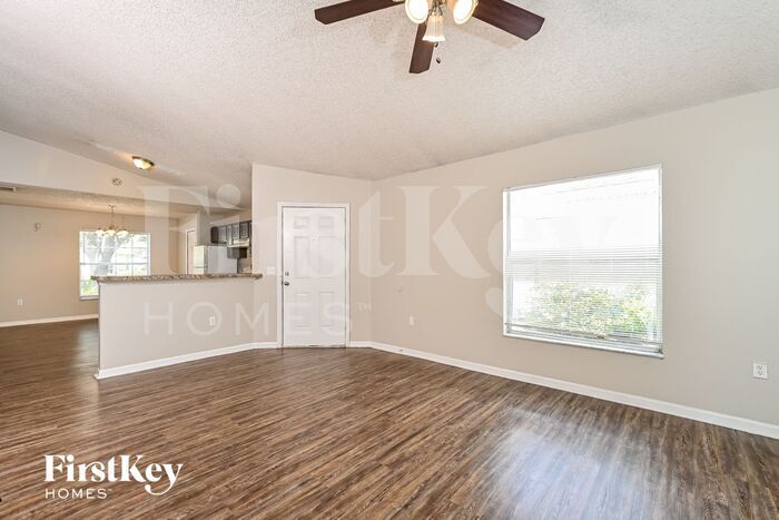 Building Photo - 7439 Groveoak Dr