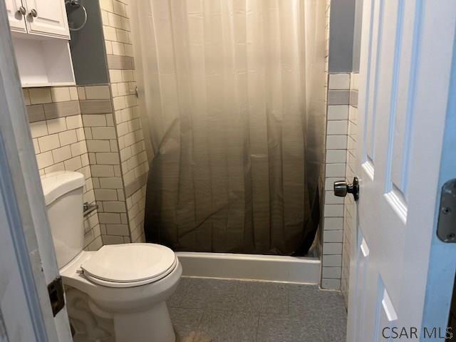 Building Photo - 830 Railroad St