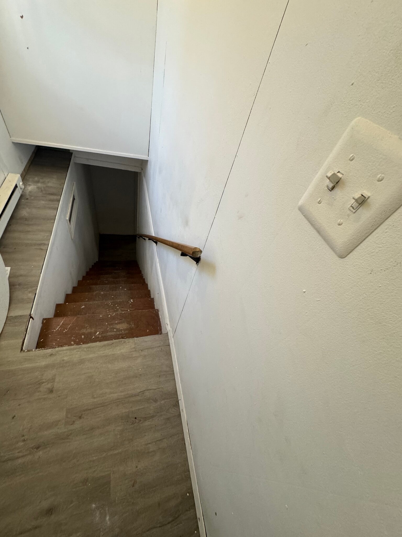 Building Photo - 42 Summit Ave