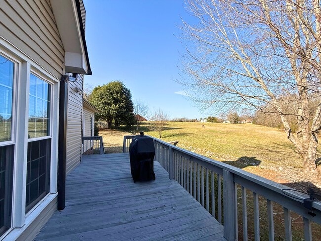 Building Photo - 224 Trotters Ridge Ln