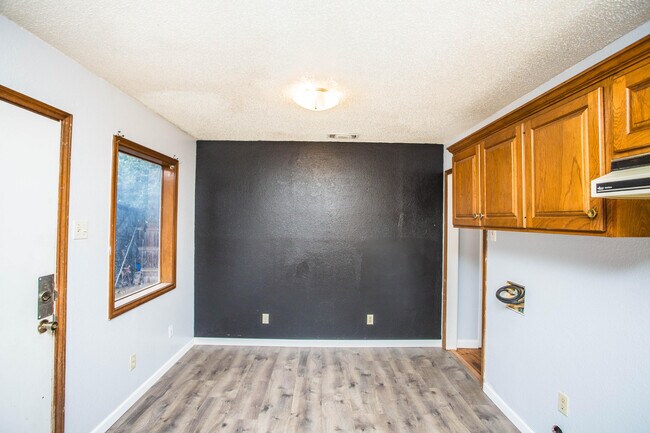 Building Photo - 1506 38th St