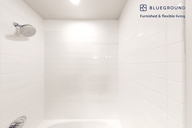 Building Photo - 1001 Harvey Dr