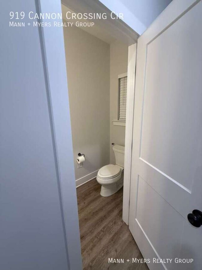 Building Photo - 919 Cannon Crossing Cir