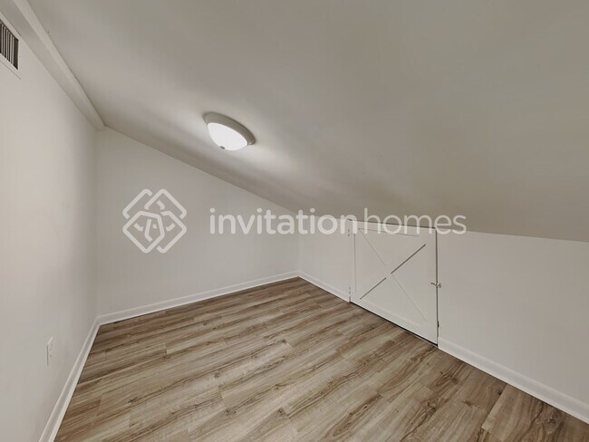 Building Photo - 14309 Lackman Ln