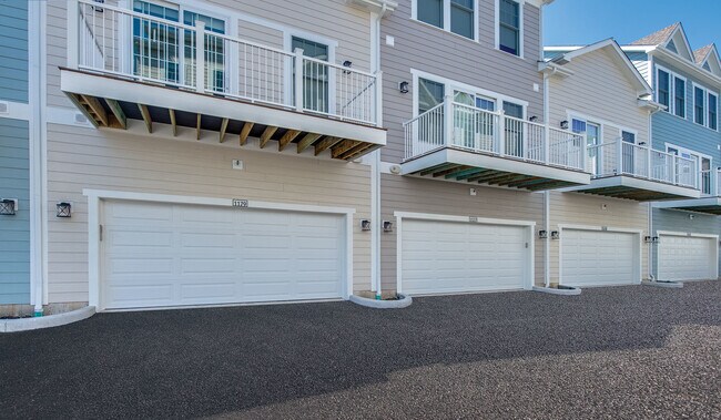 Building Photo - 1147 S Eldridge Ln
