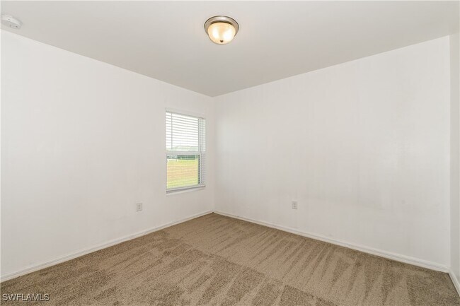 Building Photo - 1737 NW 6th Pl