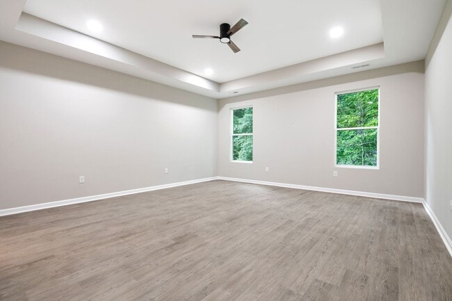 Building Photo - 1824 Irish Blvd