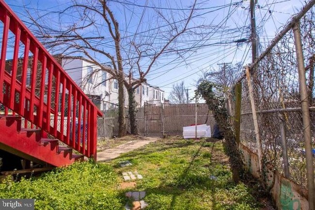 Building Photo - 4013 Edmondson Ave