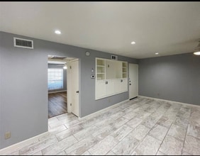 Building Photo - 12888 Montfort Dr