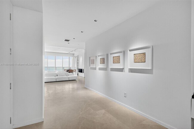 Building Photo - 9705 Collins Ave