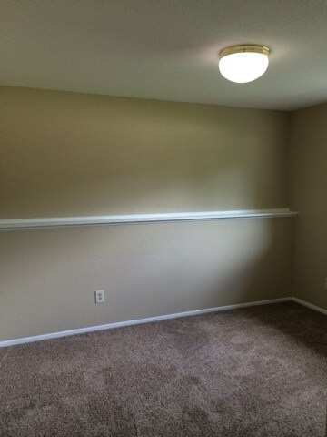 Building Photo - Four Bedroom Home in Cimarron Hills