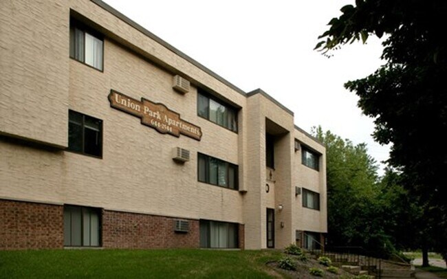 Building Photo - Union Park Apartments LLC