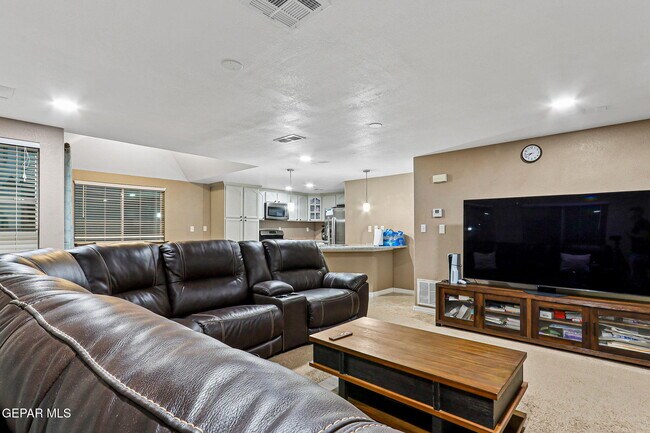 Building Photo - 6312 Casper Ridge Dr