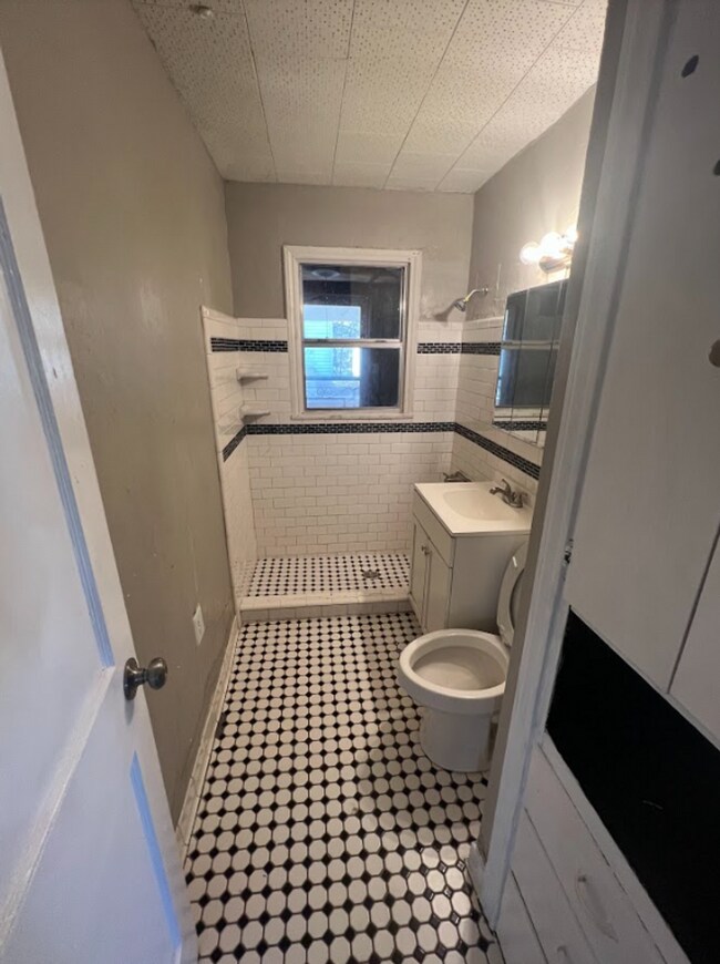 Building Photo - 3 Bedroom Rent to Own Home Available!