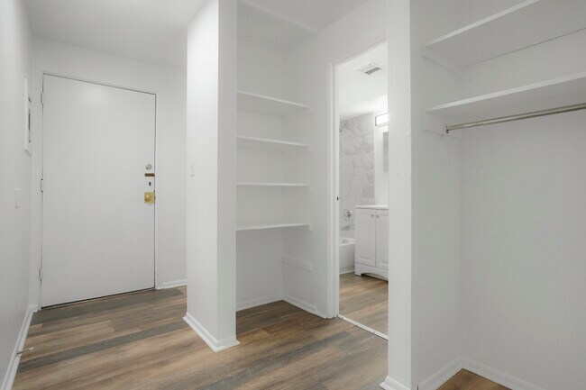 Building Photo - Umatilla Apartments