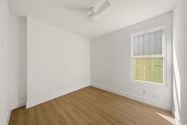 Building Photo - 6514 Luce St