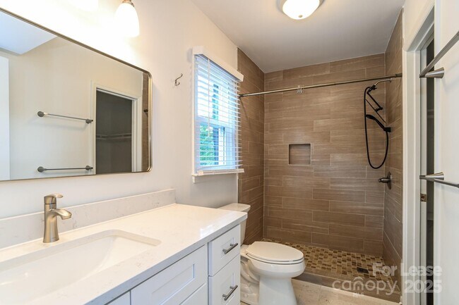 Building Photo - 8506 Ducksbill Dr