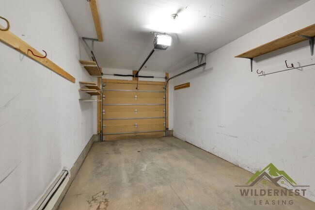 Building Photo - Serene 2BD/2BA  Swan's Nest Townhome with ...