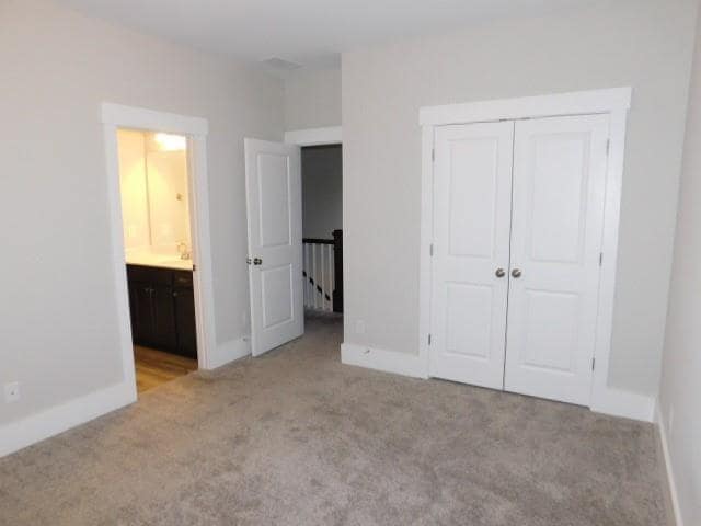 Building Photo - 4652 Sweetwater Ave