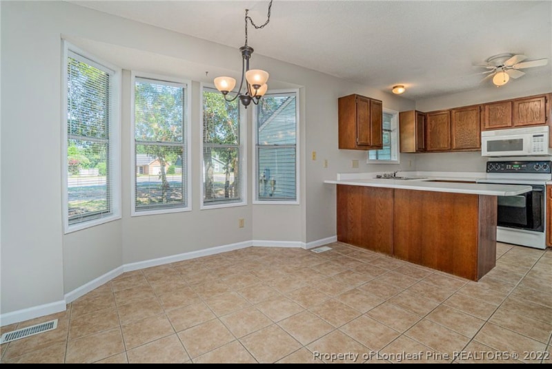 Building Photo - 596 Countrytown Dr