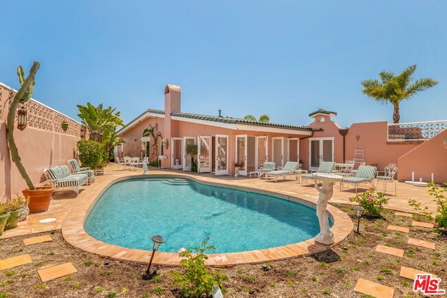 Building Photo - 206 Bellino Dr